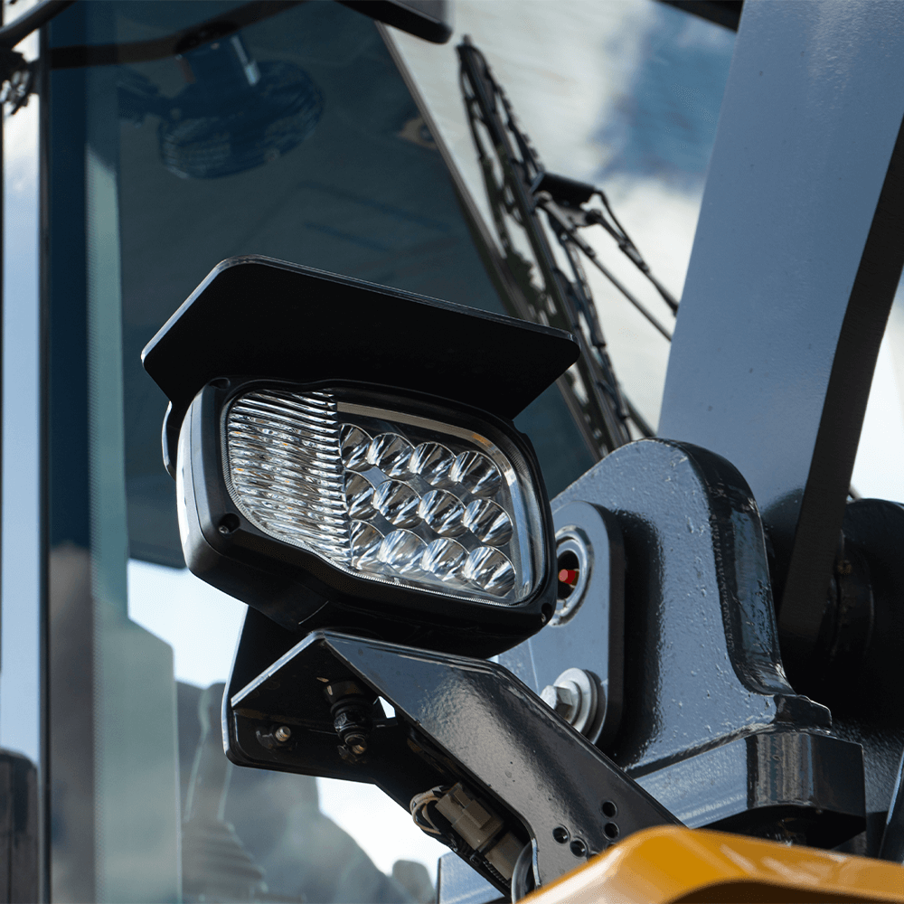 Фронтальный погрузчик XCMG LW330RU — изображение 5